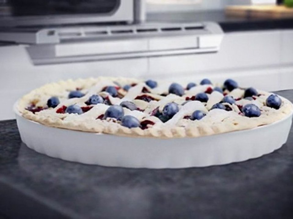 ELECTROLUX Four avec Velvet Closing, système de fermeture douce assistée de porte