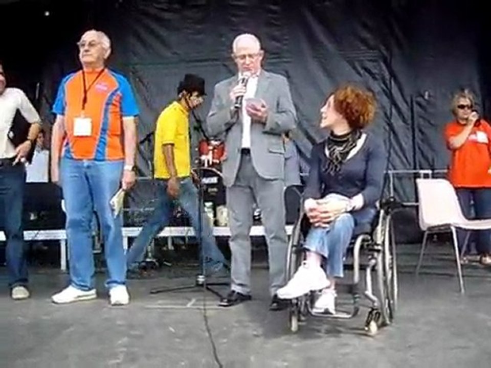 relais pour la vie 24h  contre la maladie du cancer à Vitré 2011