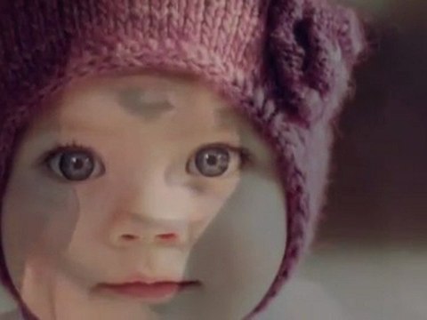 Madalina Manole - stai langa mine,mama