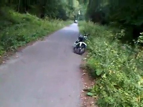 VID 00185-20100825-1914