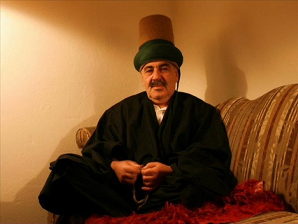 Neyleyeyim Dünyayı -Mustafa Holat Efendi