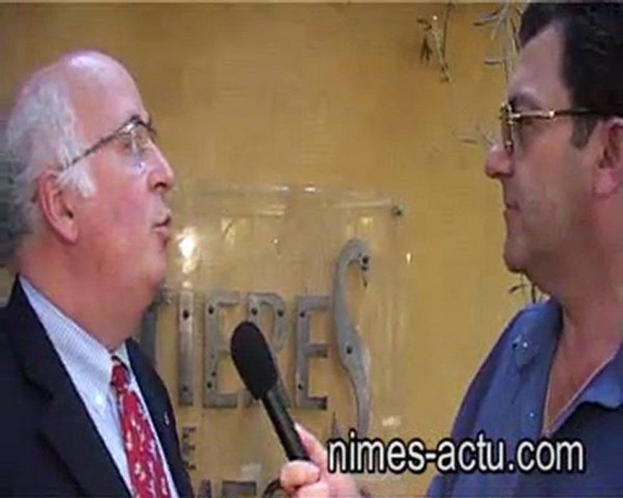 FERIA des Vendanges Nîmes , interview de Daniel jean VALADE au Syndicat des Vins des COSTIERES de Nîmes