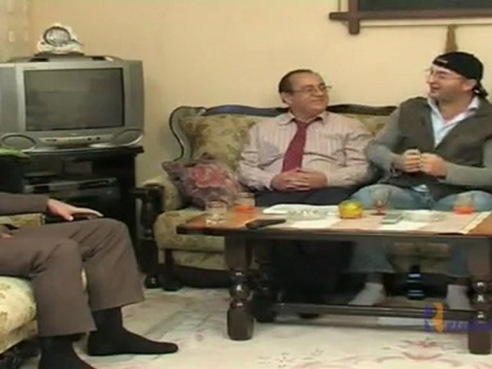 Humor - Gëzuar me Qumilin 2011