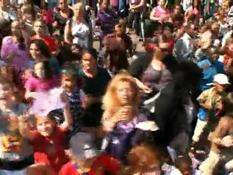 Rene la taupe Flash Mob foire du trone