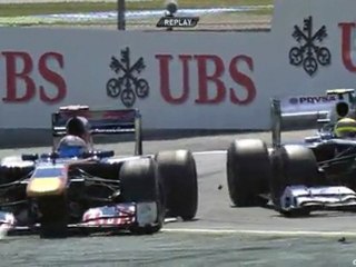 Spain2011_Maldonado_Collides_With_Buemi