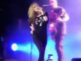 Avril Lavigne - Girlfriend @ Singapore 09.05.2011 [HQ] (by 6ustucN)