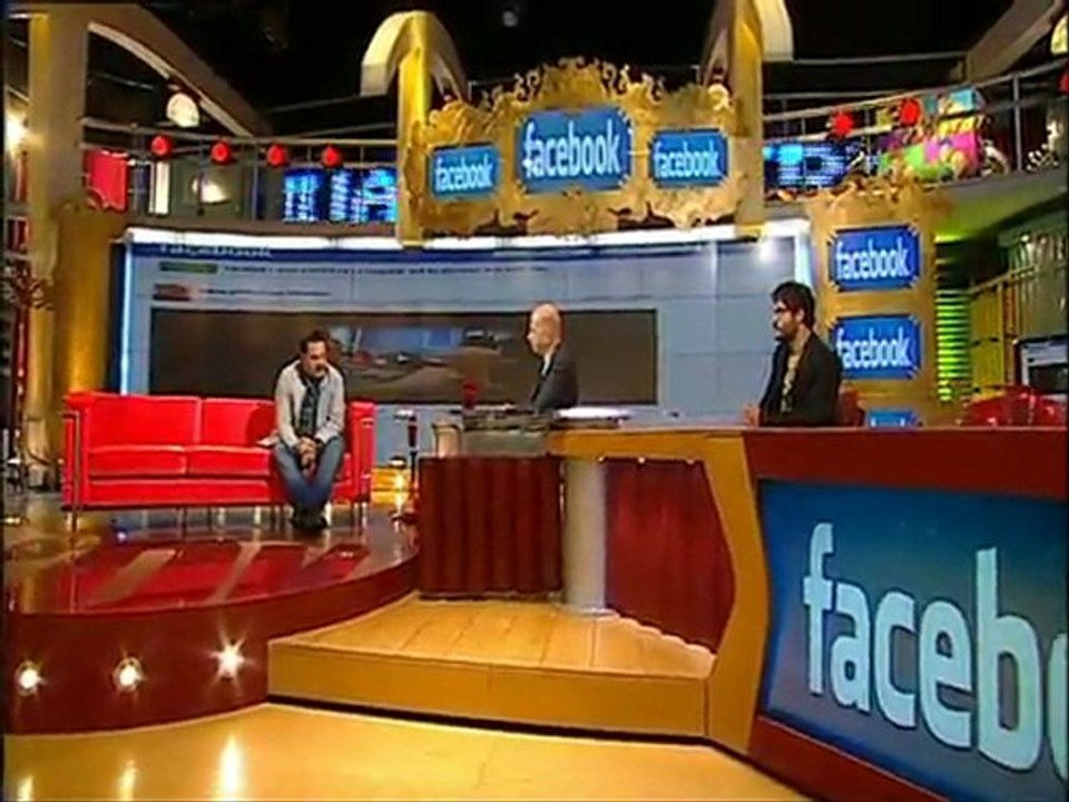 TV3 - Divendres - "Facebook és com un gran germà individual i virtual"