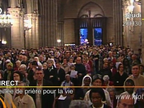 Veillée de prière pour la vie à ND de Paris