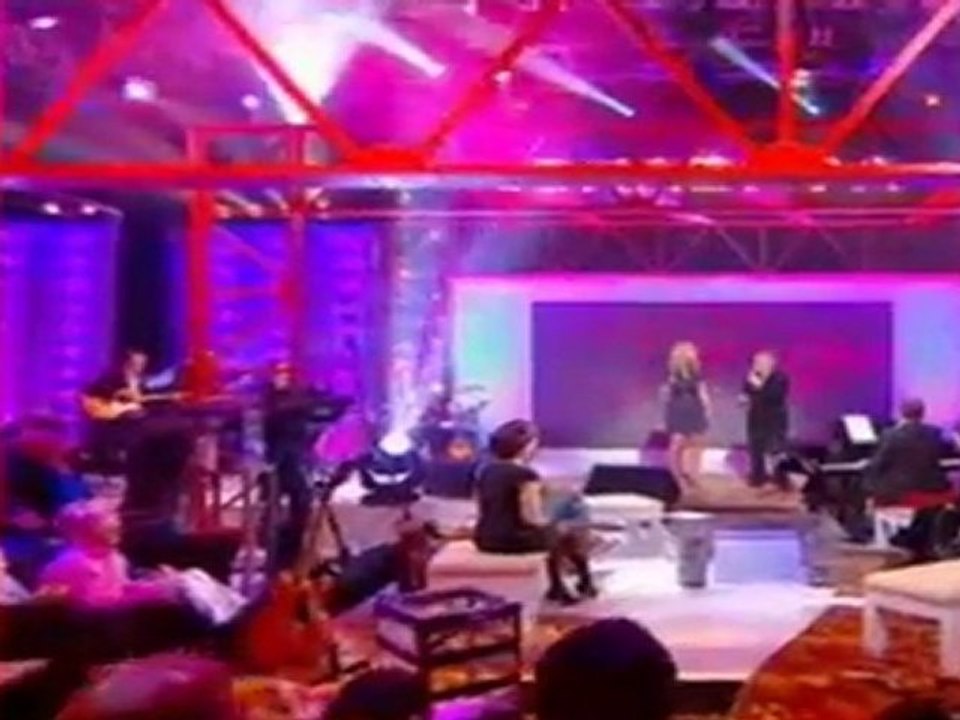 Salvatore et Amélie Adamo chantent t'aimer quelque part.