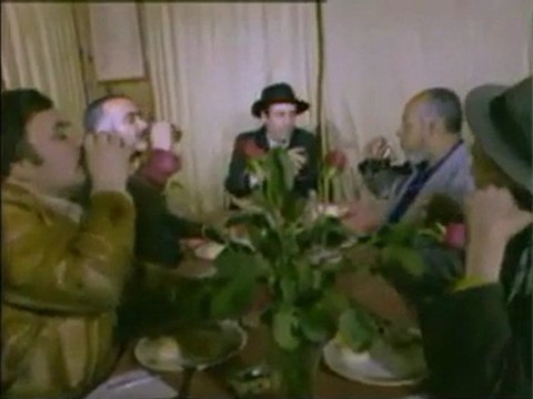 Arap Sen İçme Bokunu Çıkarıyosun x) (KEMAL SUNAL)