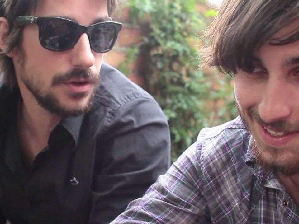 Entretien filmé "AVA vide son sac" (interview AVA Poupoupidou)