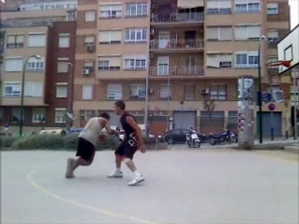 con el mau