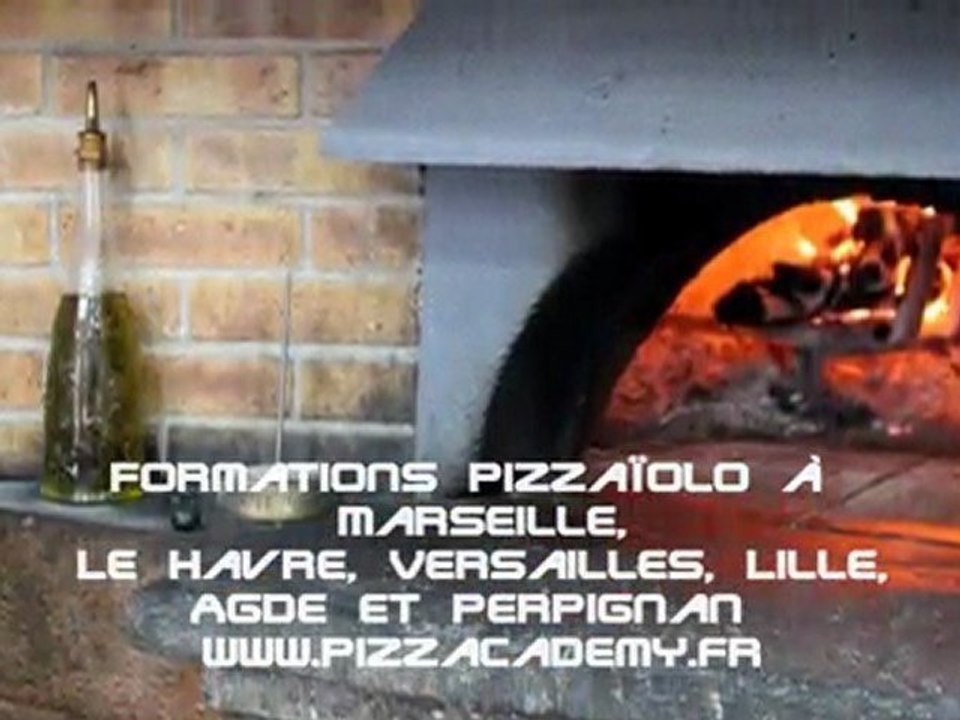 Pizzacademy formations pizzaiolo et formation pizzaiola école de pizzaiollo à Marseille Lille Agde Perpignan Le Havre et Versailles