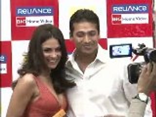 Lara Dutta & Mahesh Bhuppati’s Problems In Paradise? – Hot News