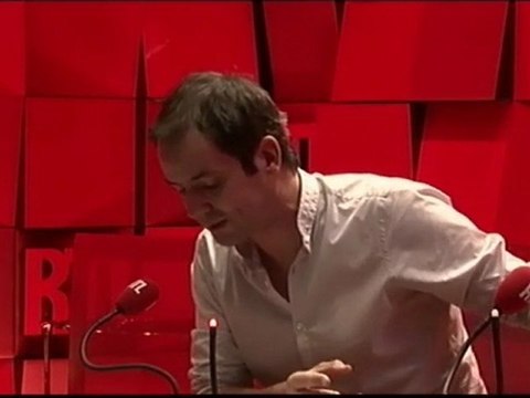 Tanguy Pastureau : Mark Zuckerberg a salopé le mur de Sarkozy