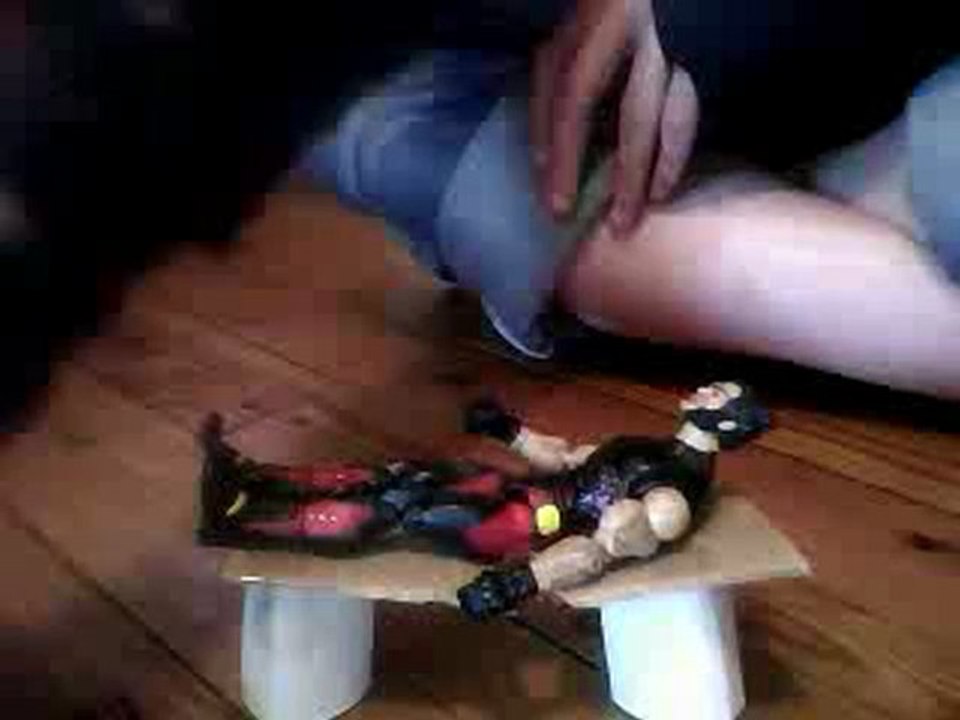 new video accessoire de figurine de catch