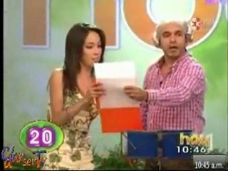 Silvia Navarro jugando en HOY