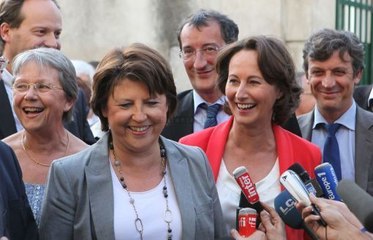 Entente cordiale affichée entre Aubry et Royal