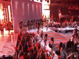Number One FM_TV - Billboard Award 2011 - Beyonce - Run The World (Girls)