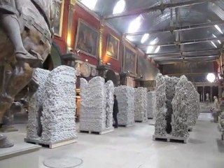 Anish Kapoor aux Beaux-Arts, sculptures de ciment / Cement works