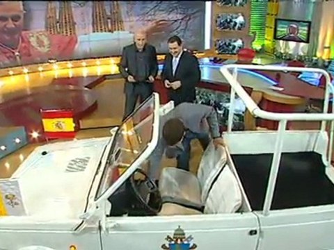 TV3 - Divendres - L'autèntic papamòbil, al plató de Divendres