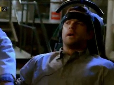 TV3 - Dijous, 23.00, a TV3 - Paràsits i converses amb morts, a Fringe