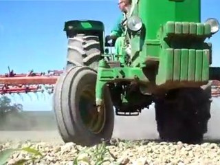 éric désherbe son maîs Bio