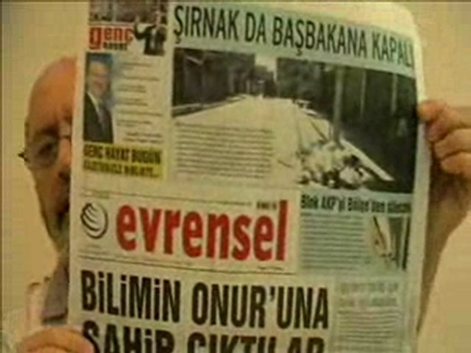 Bulunmaz, LİNÇÇİ tiyatro eleştirmenlerini eleştiriyor!