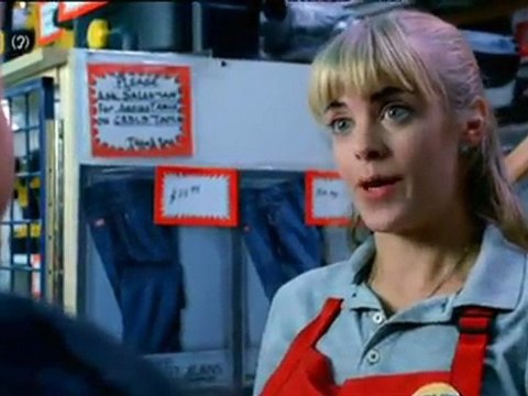 TV3 - Dijous, 23.00, a TV3 i al 3HD - La caixa, a Fringe