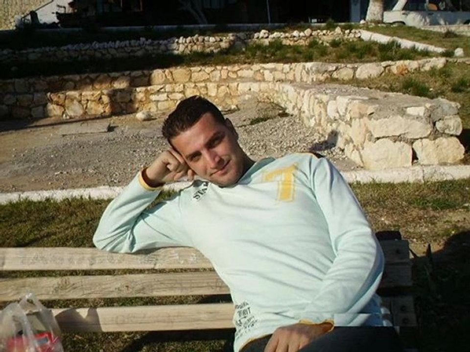 ümit yaşar kır çiçeğim şiirli - www.gonulseslim.com Seslisohbetin Kralı