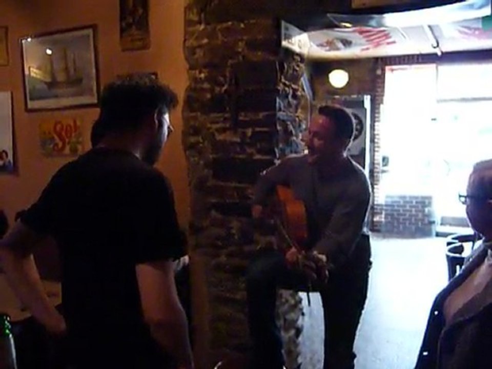 Loleï lo leï ! Live at ZE chateaulin ! Olé !