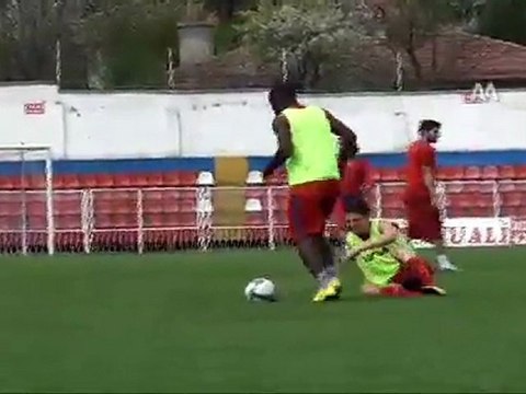 GALATASARAY, SELÇUK İNAN'I ALDI