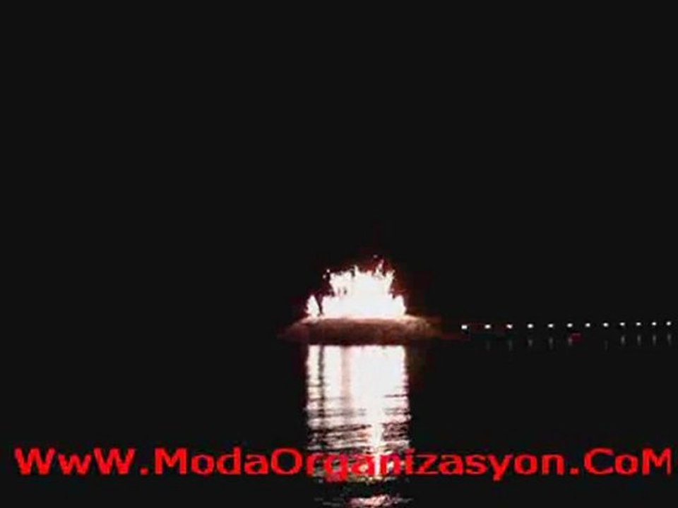 Moda Organizasyon - Mühteşem Havai Fişek Gösterisi