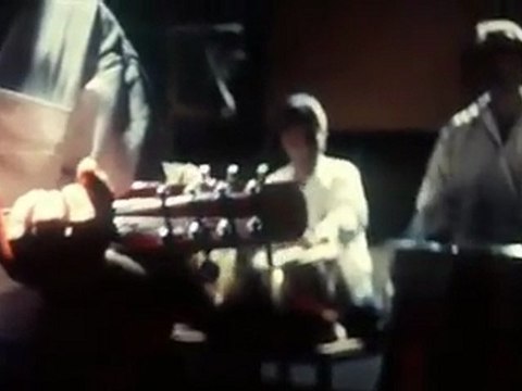 Koi-Mere-Dil-Mein-Hai-(2005)_007