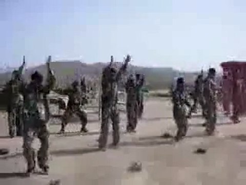 0346 - Régis fait son entraînement militaire