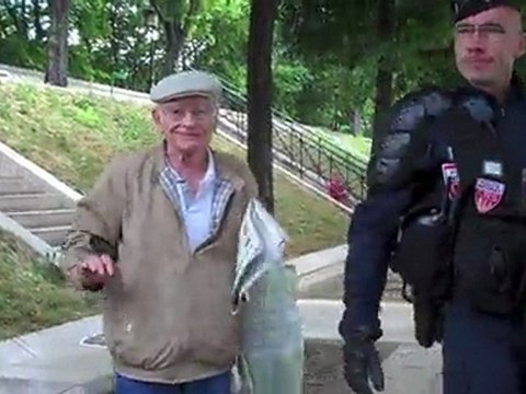 Manifestation anti-G8 place de la Bataille de Stalingrad à Paris