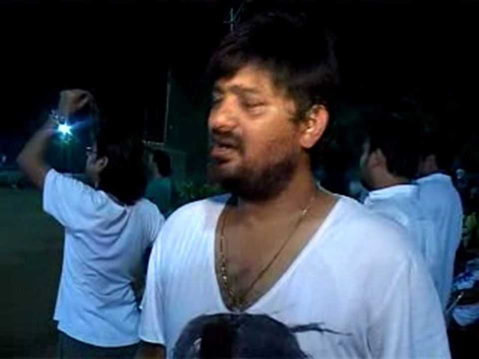 Celebrities Play a CRICKET MATCH