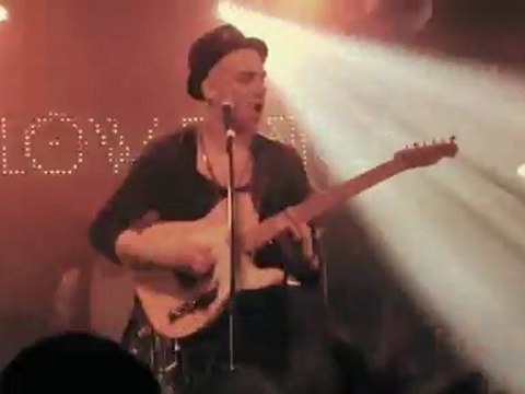 YELLOW RADIO - Have some fun - live @Bus Palladium