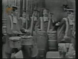 LOS TRIBUNOS en vivo (1964)   El Otorrinolaringologo   Con Los Polivoces, Mayte Gaos y Pily Gaos