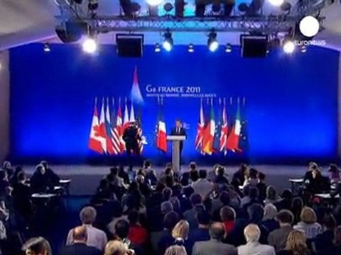 Le G8 ferme avec Kadhafi, prêt à soutenir le printemps...