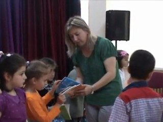 Oynaya Oynaya Gelin Çocuklar-Paylaşmak Güzeldir