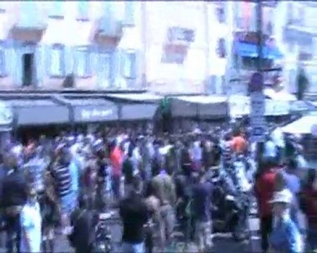 Concentration Harley Davidson-14 mai 2011 parade à St tropez