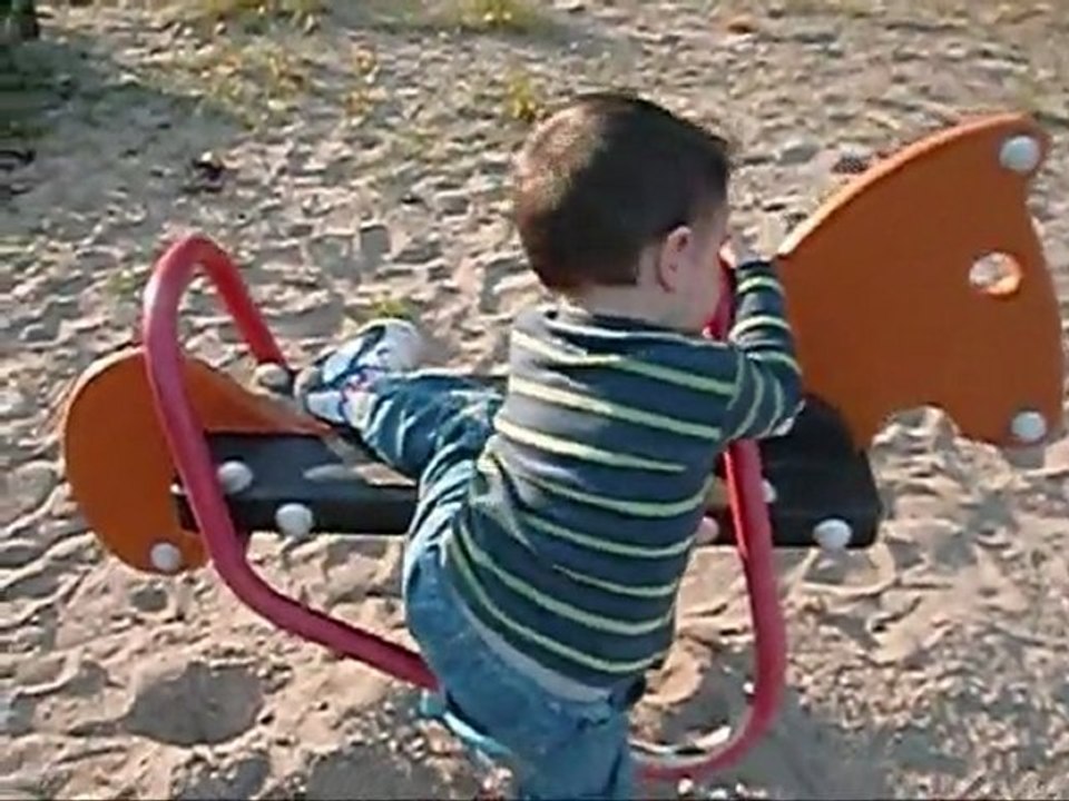 Abril 2010