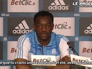Mandanda attend toujours pour Dehon...