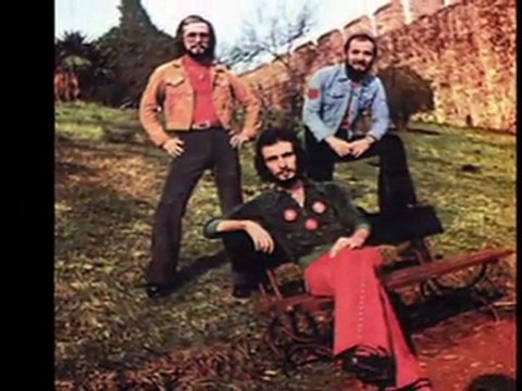 ÜÇ HÜREL-Gönül sabreyle...