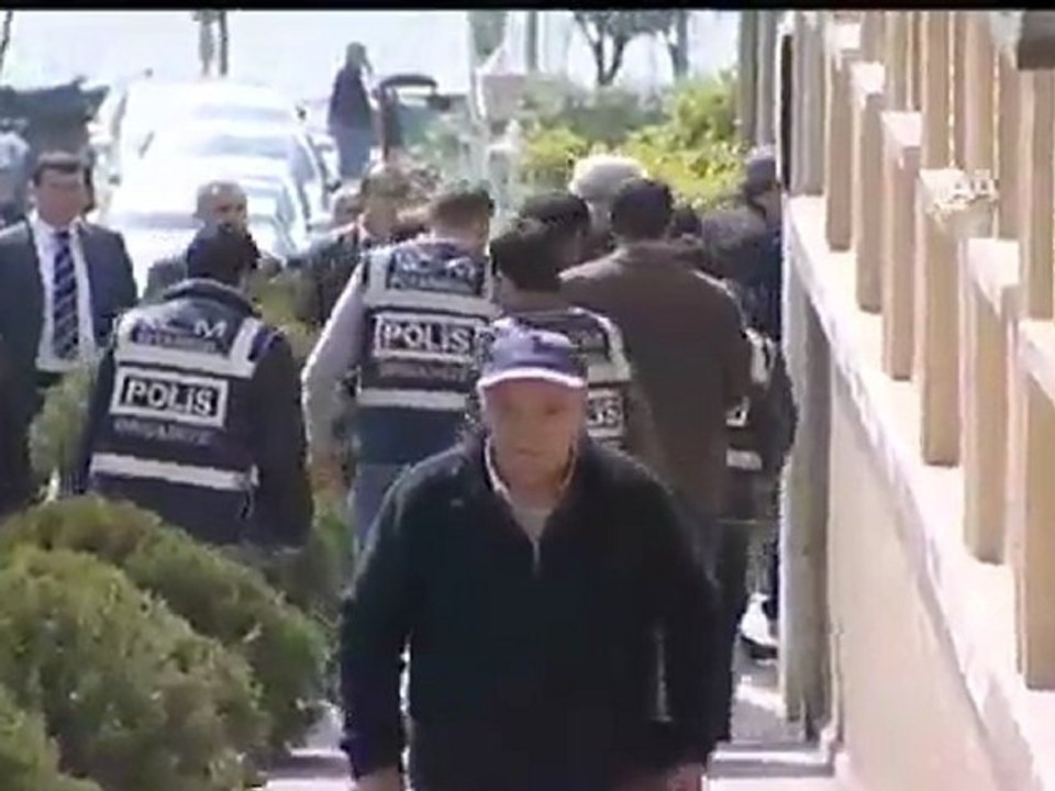 ASKERLER ADLİYEDE