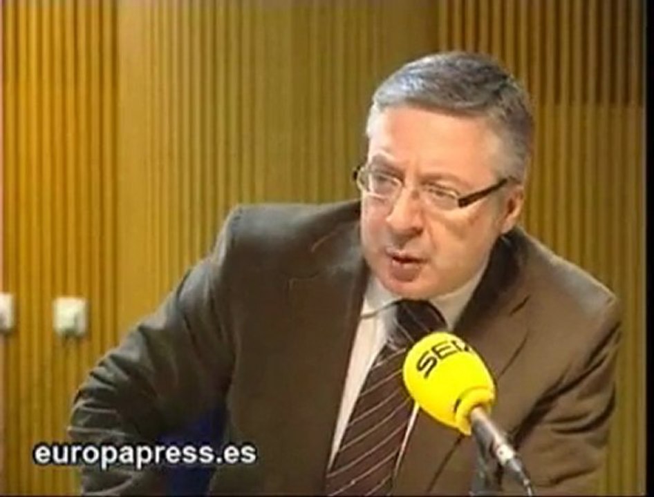 Blanco: "los obispos tienen vocación de políticos"