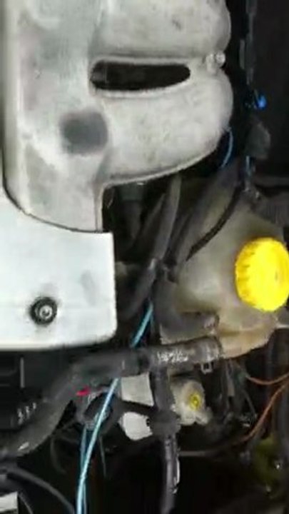 Cliquetis moteur Opel Tigra '97 [Démarrage à froid]