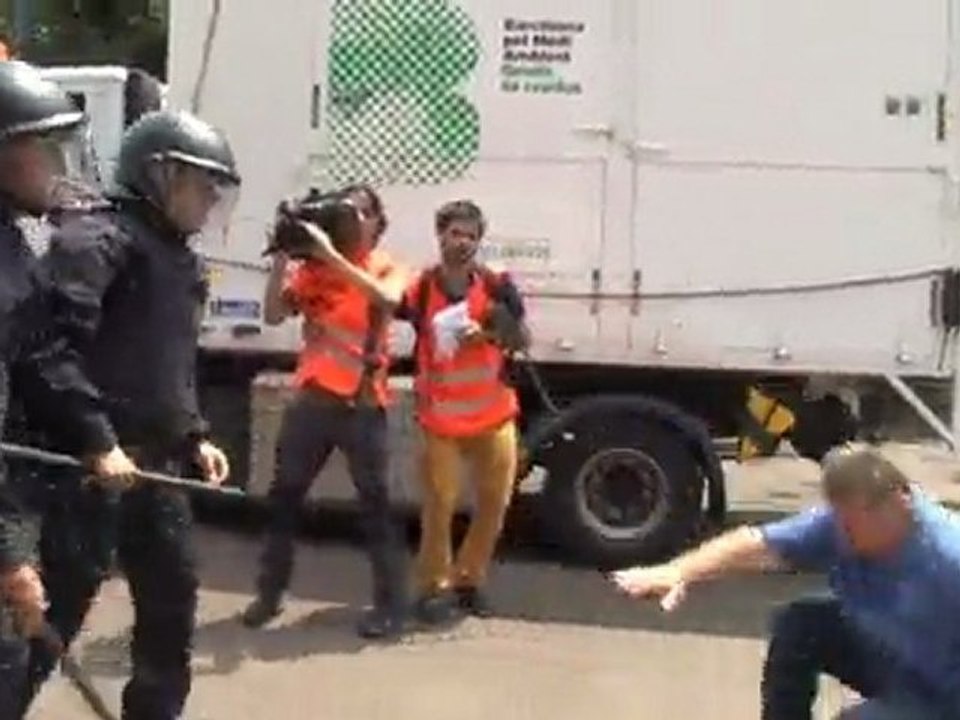 270511 enfrontaments plaça catalunya