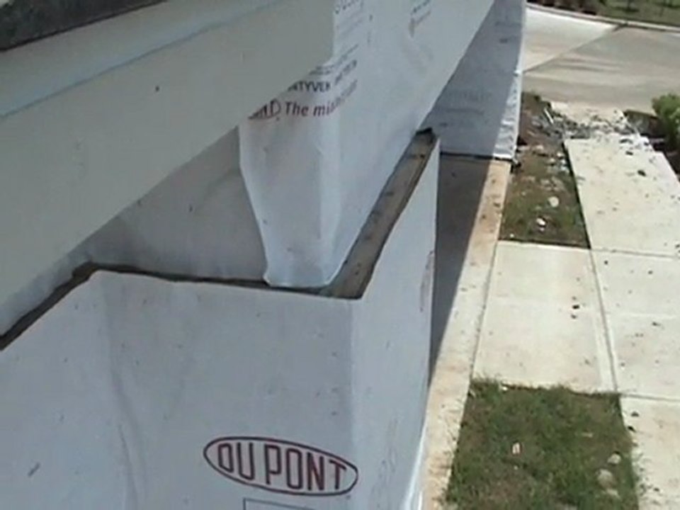 Houston Home Inspector: Improper Window Flashing on Stucco Wall